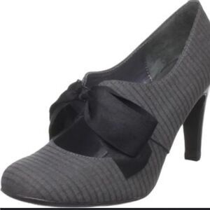 BRAND NEW ANN MARINO BOWKNOT MARY JANE STYLE HEEL SHOES